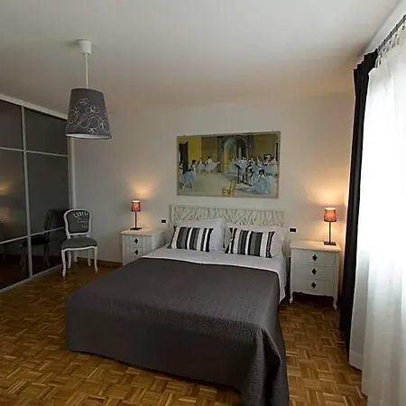 Marina Bed & Breakfast 3*